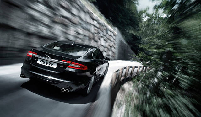 <b>JAGUAR NEW XF SERIES｜ジャガーニューXFシリーズ</b>