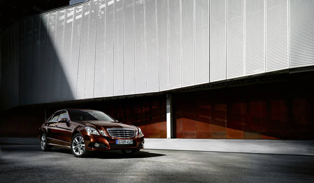 Mercedes-Benz　The new E-CLASS｜メルセデス・ベンツ新型Eクラス「E 350 アバンギャルド」