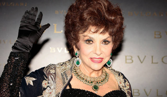 　回顧展オープニングパーティに著名人が集結！<br />