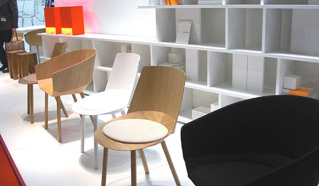 本会場フィエラ内の「e15」のブース