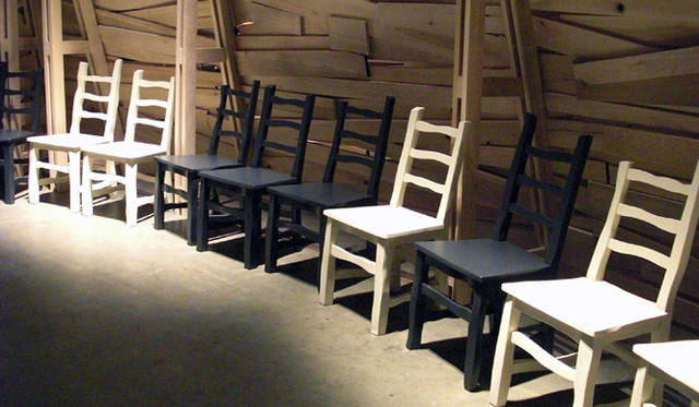 Moscova地区で開催されたEstablished & Sonsの会場の風景