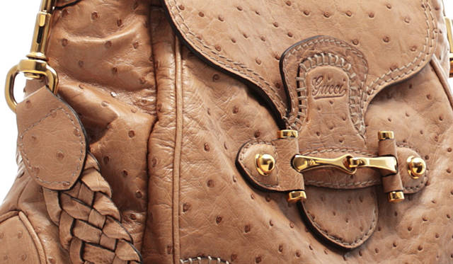 <strong>GUCCI｜グッチ</strong>　プレシャス素材のオーストリッチはさすがの風格が漂う