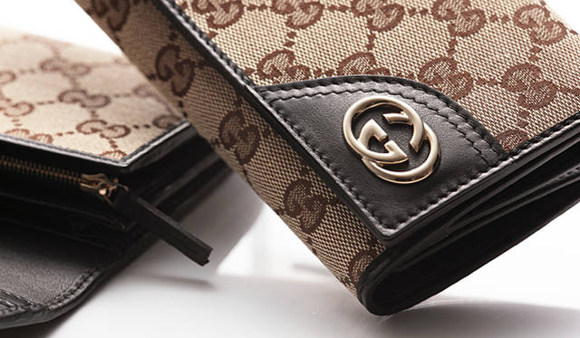 <strong>GUCCI｜グッチ</strong>　インターロッキングGがポイントの人気のNew Brittに新色登場