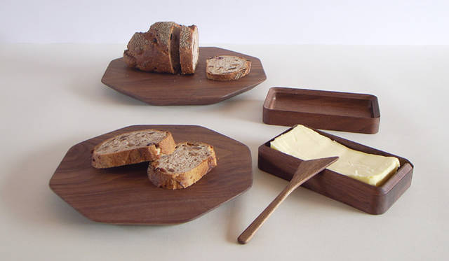 「kakudo Plate」、「45° Butter Case」