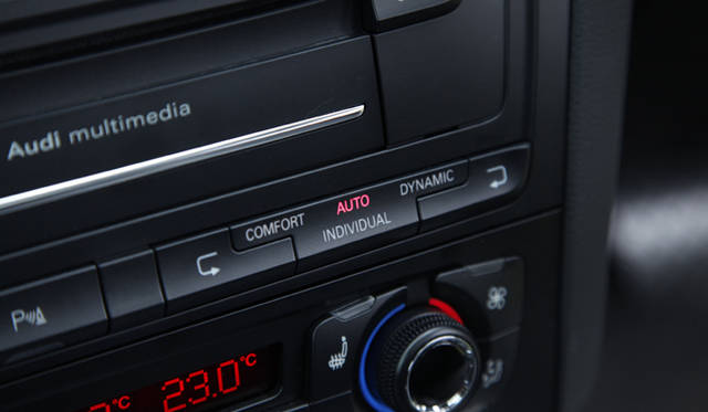 <b>Audi Q5｜アウディ Q5</b>