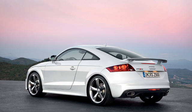 Audi TT RS｜アウディ TT RS