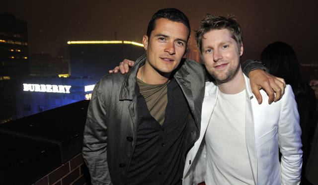 BURBERRY｜バーバリー　Burberry Day in NYC　俳優のオーランド・ブルーム（Orlando Bloom）とクリエイティブ・ディレクターのクリストファー・ベイリー（Christopher Bailey)