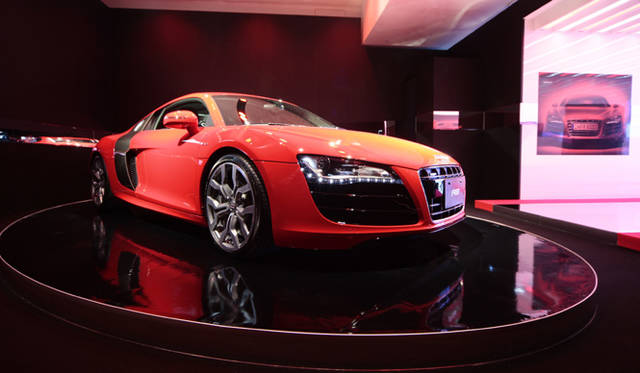 Audi R8 5.2 FSI quattro｜アウディ R8 5.2 FSI クワトロ 