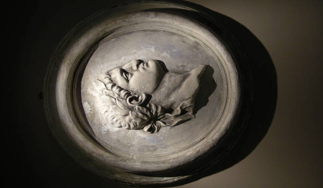 昼でもこういったライティング演出をするなんて。やっぱりセンスってこういった緻密さがないと成立しないんだな、と改めて実感した次第