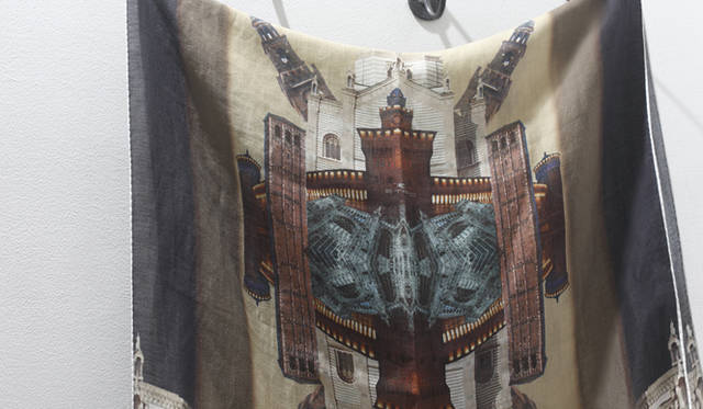 　ショール （168×68cm）  3万4650円