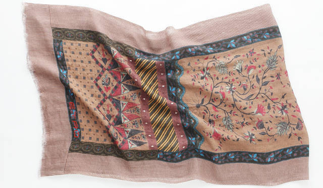 　ショール （200×55cm） 4万8300円