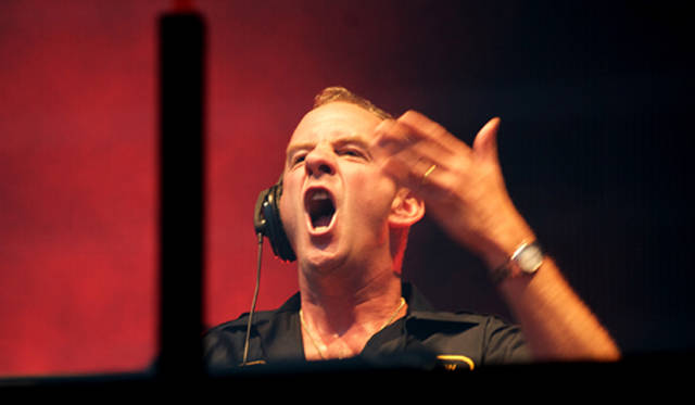 FATBOY SLIM (ファットボーイ・スリム） Photo By KOTARO