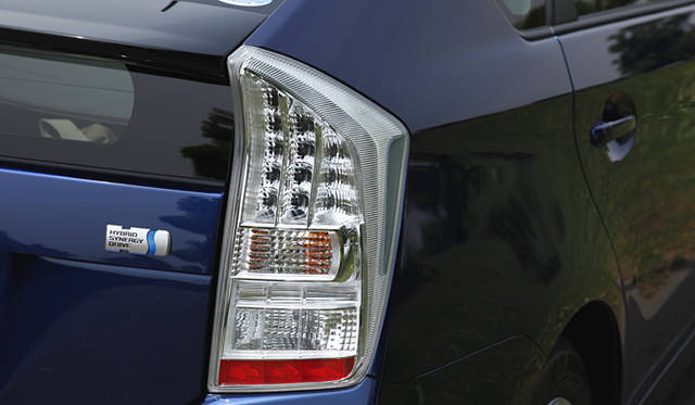 <b>TOYOTA PRIUS｜トヨタ・プリウス</b>