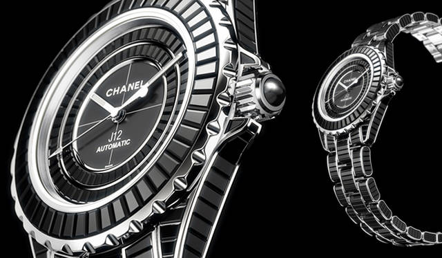 <strong>CHANEL／J12 Exclusive Edition High Jewelry Intense Black｜<br>シャネル／J12 エクスクルーシブ エディション ハイジュエリー インテンス ブラック</strong>