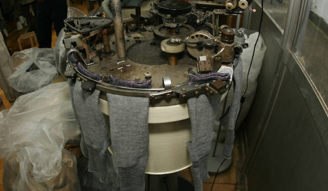 三原康裕的日本モノづくり｜第3回　ル・モンドの靴下