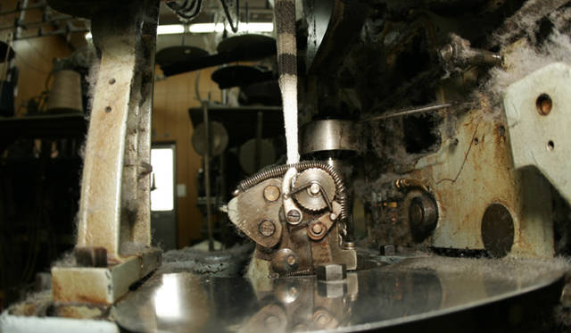 三原康裕的日本モノづくり｜第3回　ル・モンドの靴下