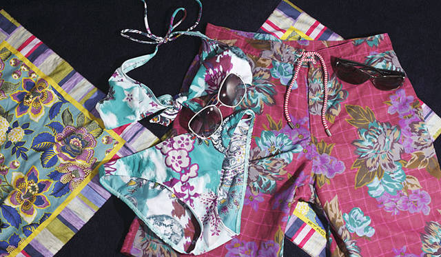 　スイムウェア（メンズ）3万7800円、スイムウェア（ウィメンズ）3万3600円、サングラス（左・ウィメンズ）4万5150円、サングラス（右・メンズ）5万1450円