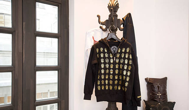 <b>CHROME HEARTS｜クロムハーツ</b>　「CHROME HEARTS（クロムハーツ）」パーカ5万6700円