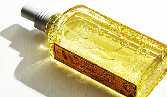 ／HEAD NOTE｜カラブリア産レモン、シチリア島産グレープフルーツ／HEART NOTE｜コルシカ島産ヴァーベナ／BASE NOTES｜シダー／容量｜150ml／価格｜6510円／ロクシタン ジャポン カスタマーサービス　Tel. 03-3234-6940／www.loccitane.co.jp