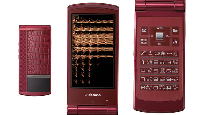 Chapter 1｜ docomo SMART series N-09A レッドレザー