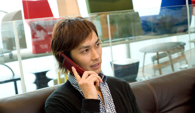 chapter 2｜ docomo SMART series N-09A×石野田輝旭(hhstyle.com広報)