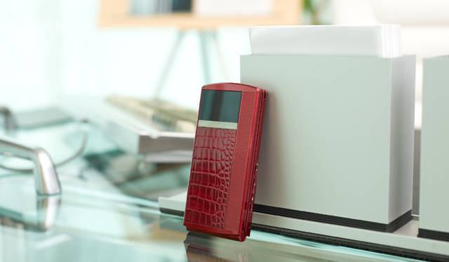 chapter 2｜ docomo SMART series N-09A×石野田輝旭(hhstyle.com広報)