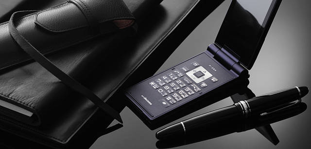 Chapter 4｜docomo SMART series P-09A／ドコモ スマート シリーズ P-09A