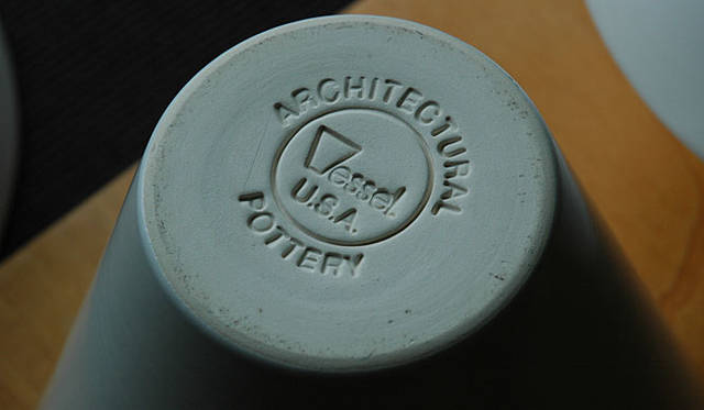 「アーキテクチュラルポテリー（Architectual Pottery）」 「ARCHITECTURAL POTTERY」刻印