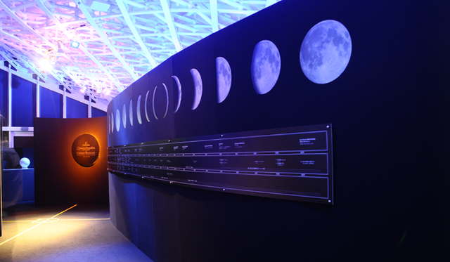 　オメガ スピードマスター月着陸40周年記念エキシビション （写真＝上重泰秀）