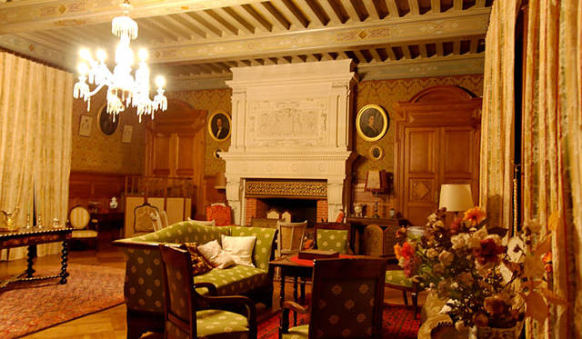 ゲスト用のリビングルーム