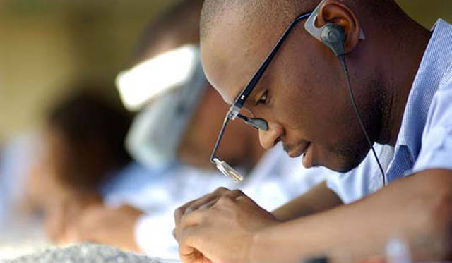 Forevermark｜ボツワナでは多くの人々が、ダイヤモンドにまつわる仕事に携わる。