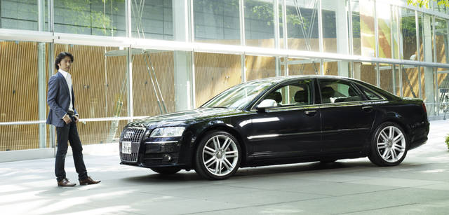 Audi S8｜アウディ S8 × 東儀秀樹