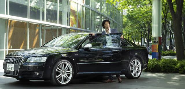 Audi S8｜アウディ S8 × 東儀秀樹