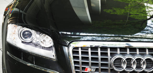 Audi S8｜アウディ S8 × 東儀秀樹