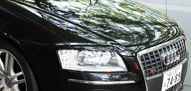 Audi S8｜アウディ S8 × 東儀秀樹