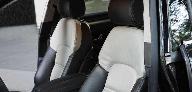 Audi S8｜アウディ S8 × 東儀秀樹