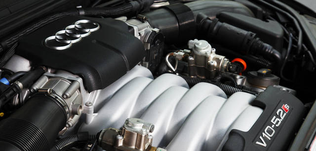 Audi S8｜アウディ S8 × 東儀秀樹