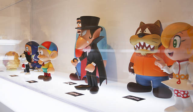 右から順に｜VCD 怪子ちゃん、VCD オオカミ男、VCD ドラキュラ、VCD フランケン、VCD 怪物くん、VCDカゲ千代<br>　　　　　　　　　VCD ハットリくん、VCD 獅子丸