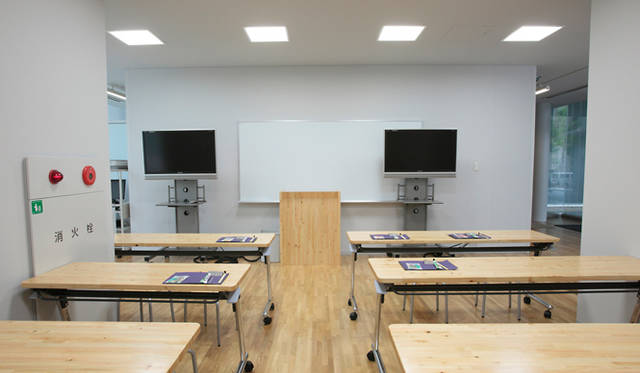 「アシックススポーツミュージアム」1階クラフトルーム