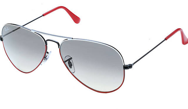 Ray-Ban「2009 Ray-Ban COLORS」 モデル・AVIATOR 2万3100円
