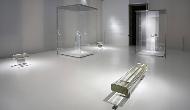 吉岡徳仁｜特別展「Story of ・・・」カルティエクリエイション ～ めぐり逢う美の記憶(2009)