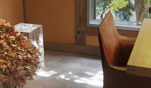 吉岡徳仁｜「A HOUSE MOVING PROJECT」(2000)