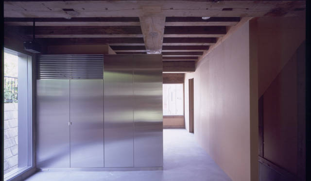 吉岡徳仁｜Transforming a japanese Warehouse（2000）　Ryota Atarashi