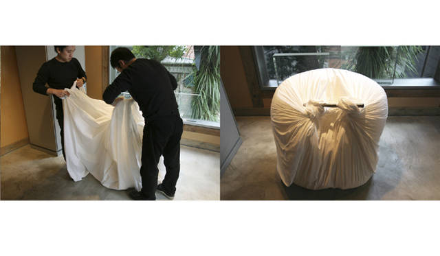 吉岡徳仁「ＰＡＮＥ ｃｈａｉｒ(パンの椅子)」(2006)