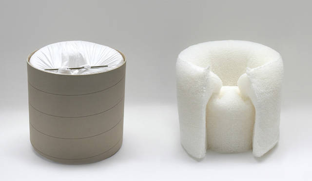 吉岡徳仁「ＰＡＮＥ ｃｈａｉｒ(パンの椅子)」(2006)