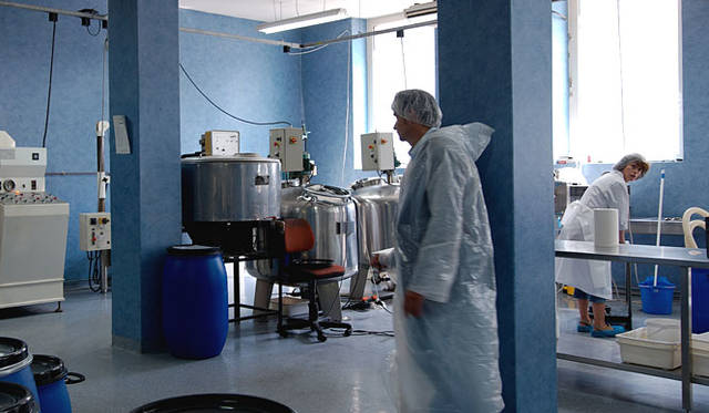 こちらは第2候補の工場。目の行き届く、ほどよい規模です