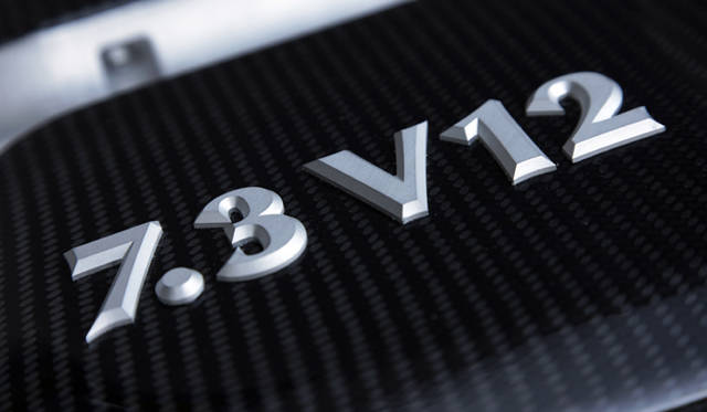 <b>ASTON MARTIN one-77｜アストン・マーティン one-77</b>