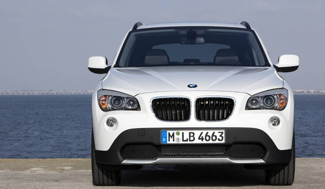 <em>BMW X1｜ビー・エム・ダブリュー</em>