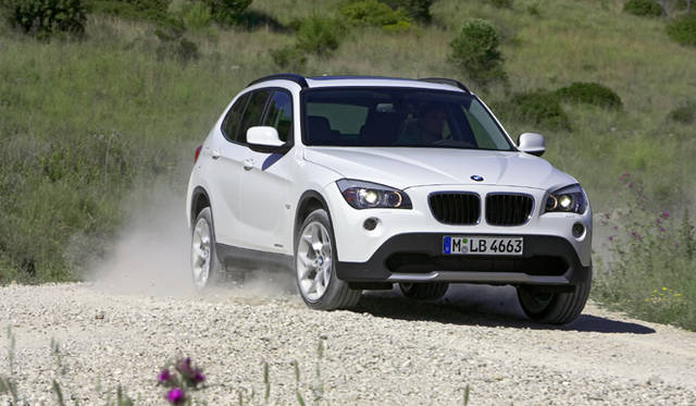 <em>BMW X1｜ビー・エム・ダブリュー</em>