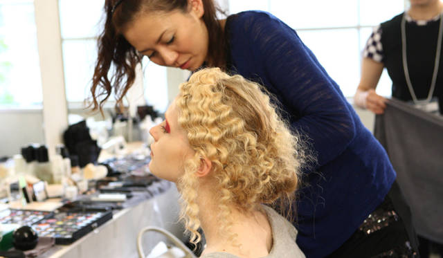 IWAYA FOR DRESS33（イワヤ・フォー・ドレス・サーティスリー） 2009-10 Autumn/Winter Collection